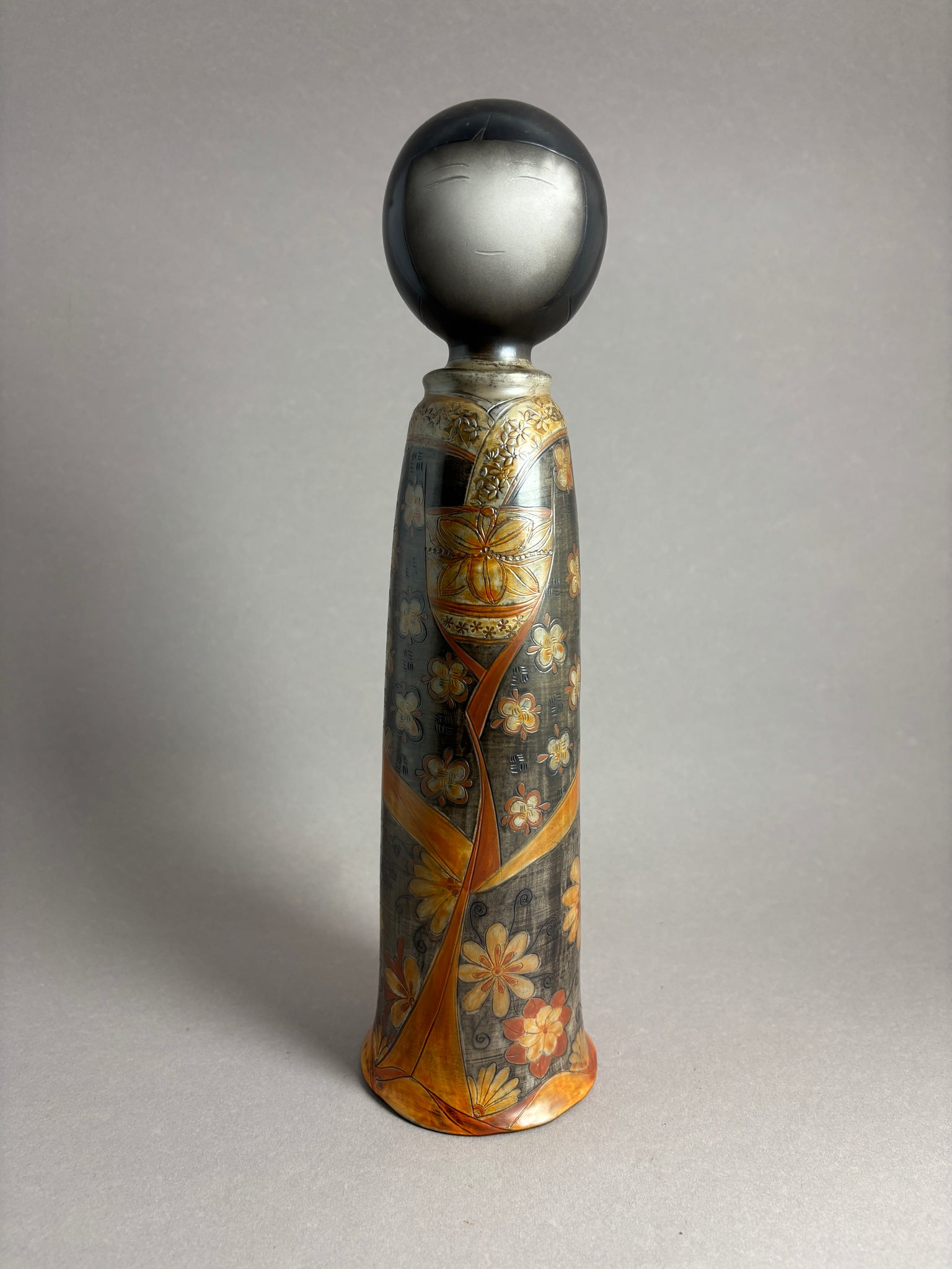 Haute kokeshi kimono gris manches croisées